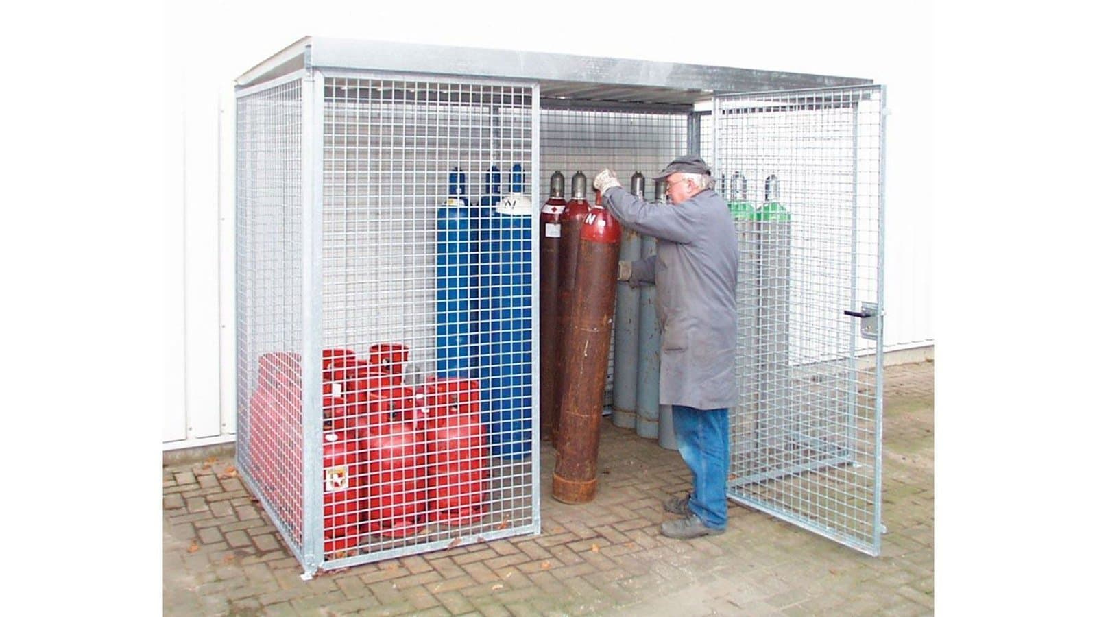 Conteneur de bouteilles de gaz, entrepôt de bouteilles de gaz avec toit